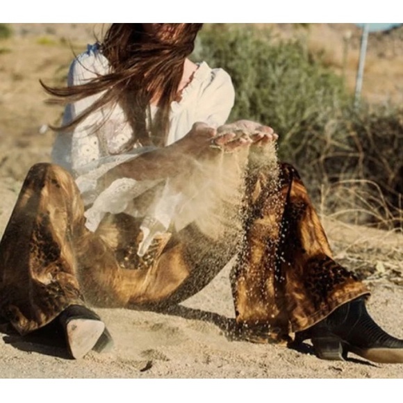 Spell and the Gypsy Velvet Savannah Bells Animal Print Flare Boho Pants Size 8 - Picture 6 of 15